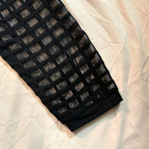 K. Jordan SIZE MEDIUM black long-sleeved cage design dress, lined - Picture 7 of 14